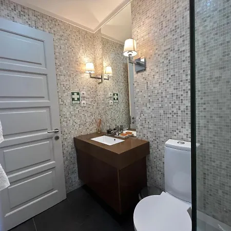 Casa Do Joao • Break • * Lisbon